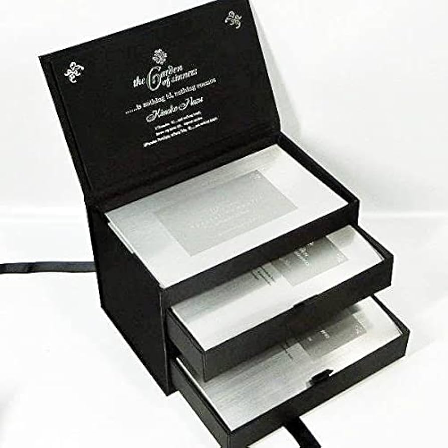 Amazon.co.jp: 空の境界 限定愛蔵版 上下(函入り 奈須きのこ : おもちゃ