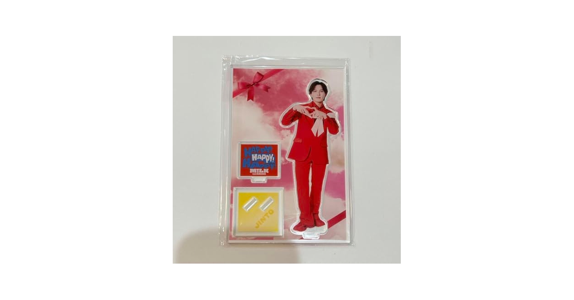 吉田仁人 HAPPY HAPPY HAPPY 赤衣装 アクスタ アクリルスタンド Amazon