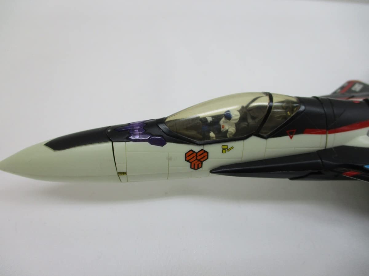 1/72 YF-30 マクロス30銀河を繋ぐ歌声 クロノス 未組立ガレージキット