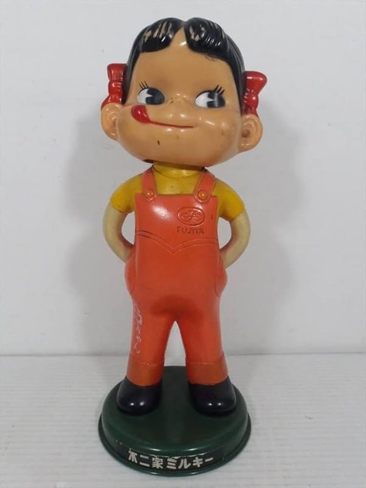 Amazon | 不二家 ペコちゃん人形(首ふり) フィギュア 昭和レトロ