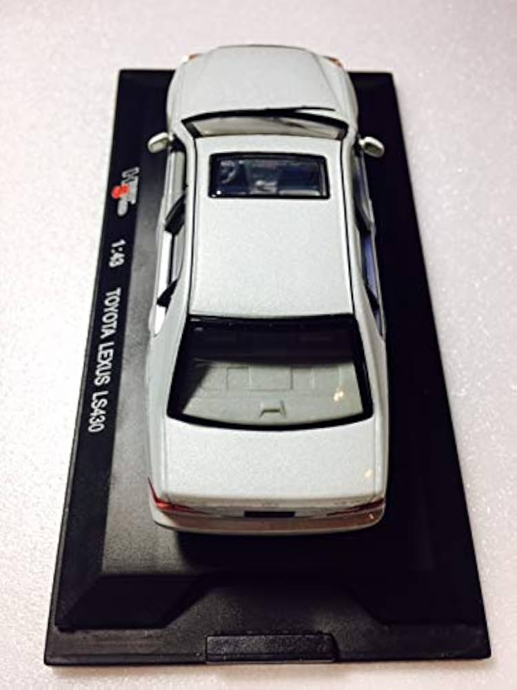 Lexus LS430 プラモデル 未組立 Motormax 1/18 Diecast - Lexus LS 430