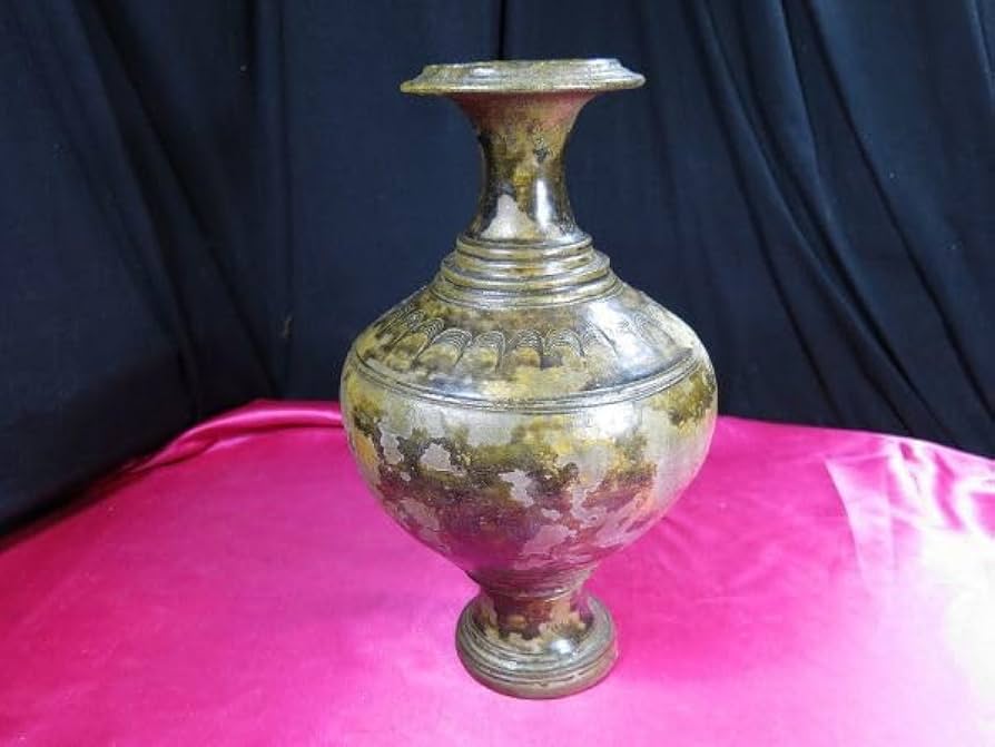 クメール黒釉刻線文壺 12～13世紀遺跡発掘品カンボジア 埋蔵文化財