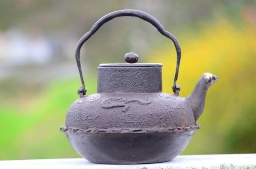 茶道具龍文堂造 鉄瓶時代物