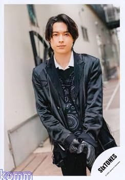 Amazon.co.jp: Six TONES 公式 生 写真（松村北斗）ST00960 : おもちゃ