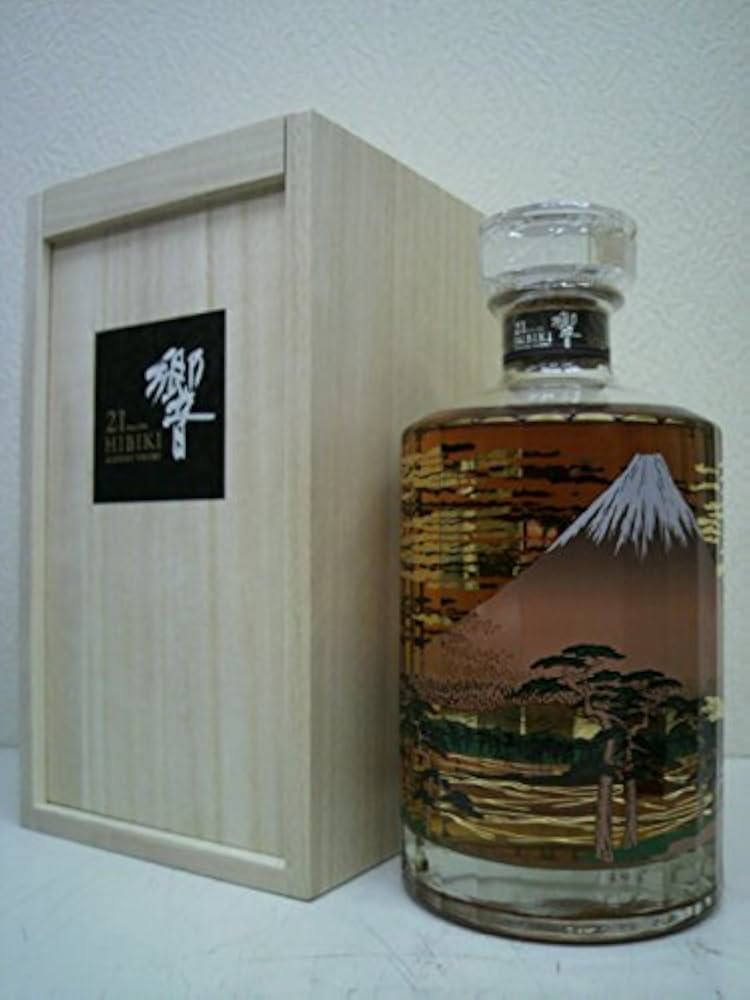 Amazon.co.jp: サントリー 響 21年 意匠ボトル2015 富士風雲図 43度