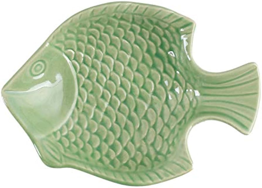 Amazon｜可愛いお魚型のお皿 フィッシュプレート ミニ （グリーン