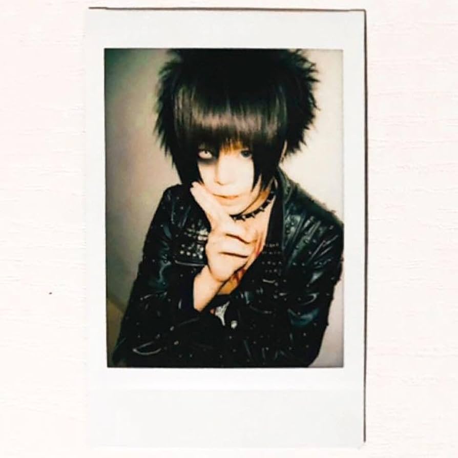 R指定 マモ チェキ R指定 マモ チェキ V系☆R指定【マモ】サイン入り