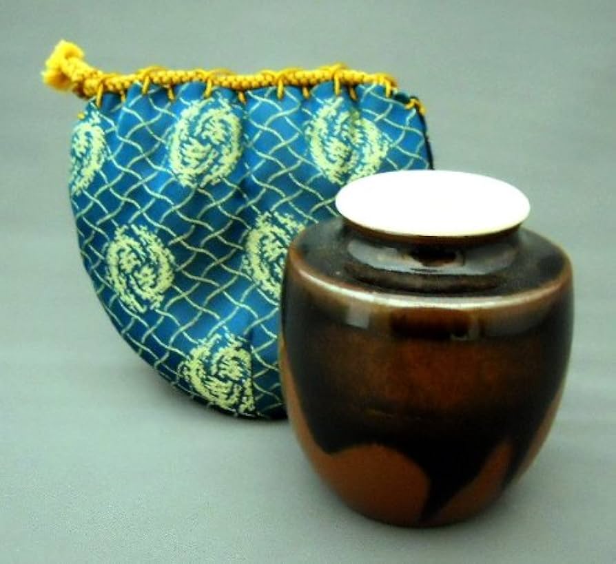 Amazon | 《茶道具・茶入》写し物茶入 大名物 漢作唐物・初花肩衝写