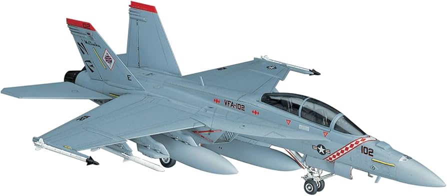 Amazon.com: Hasegawa 1/72 F/A-18F Super Hornet : Arts, Crafts & Sewing