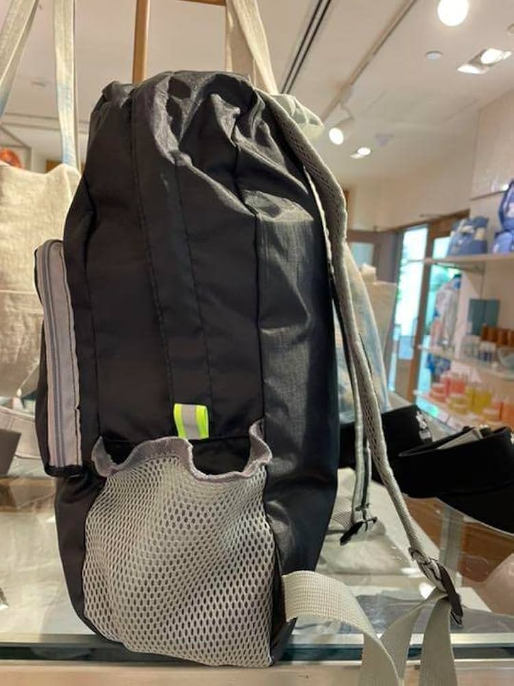 Amazon.co.jp: ハレクラニ ハワイ限定 リュック 軽量 ナイロン黒