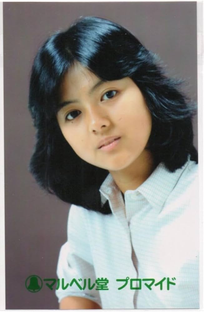 Amazon.co.jp: 薬師丸ひろ子 プロマイド 31（ブロマイド）マルベル堂