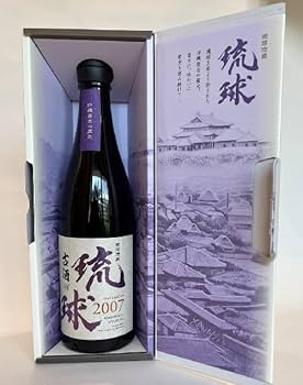 Amazon.co.jp: 泡盛 古酒 琉球 2007 40度 720ml /新里酒造 : 食品