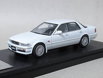 1/43 ホンダ インスパイア ミニカー プレミアムホワイトパール 1/43