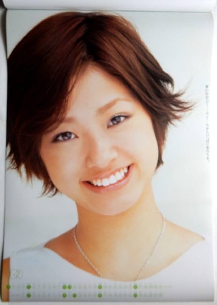 Amazon | 上戸彩 2003年カレンダー | アダルトカレンダー | 文房具