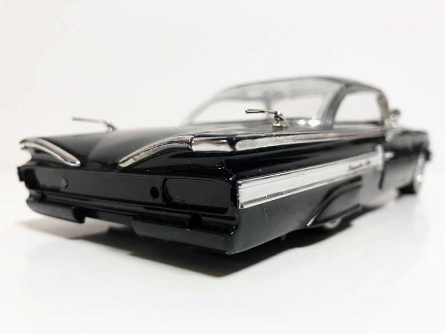 Revell lowrider #インパラ # jada シボレー Amazon | Revell 14557
