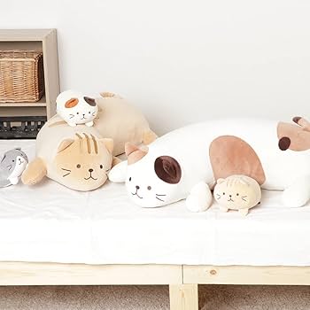 Amazon.co.jp: ふくふくにゃんこ 抱き枕 柔らかタッチ カーブ形状 体に