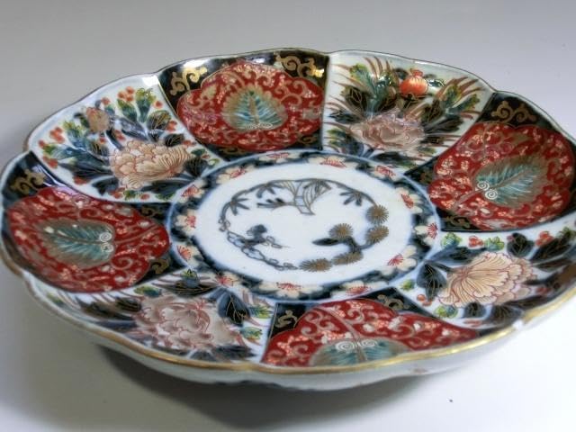 八角皿 4枚 龍 ドラゴン 竜 銘 菊 車輪 白磁器 古伊万里 明治