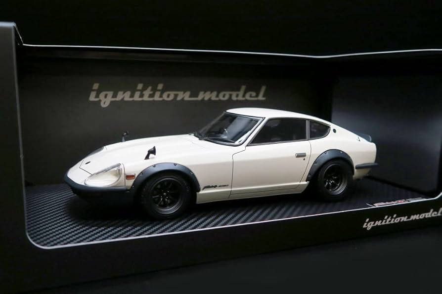 イグニッションモデル 1/18 フェアレディ 240ZG HS30 White