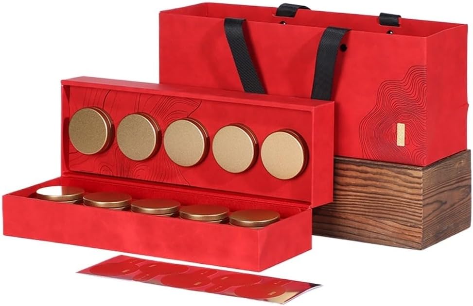 年代物の蓋付き四段重ね蒔絵菓子箪笥（蜻蛉蝶・牡丹菊蒔絵）