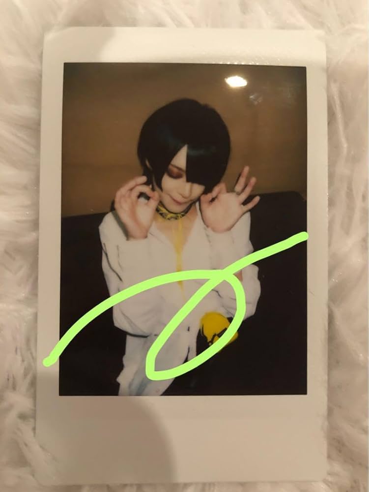 Amazon.co.jp: 甘い暴力 咲 チェキ 笑顔 : おもちゃ