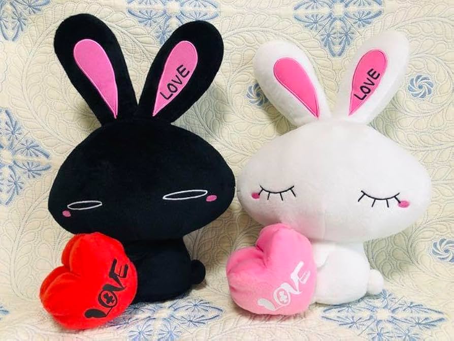 Amazon.co.jp: 大塚愛 LOVEちゃん うさぎ ぬい 白うさぎ 黒うさぎ Y0ZU