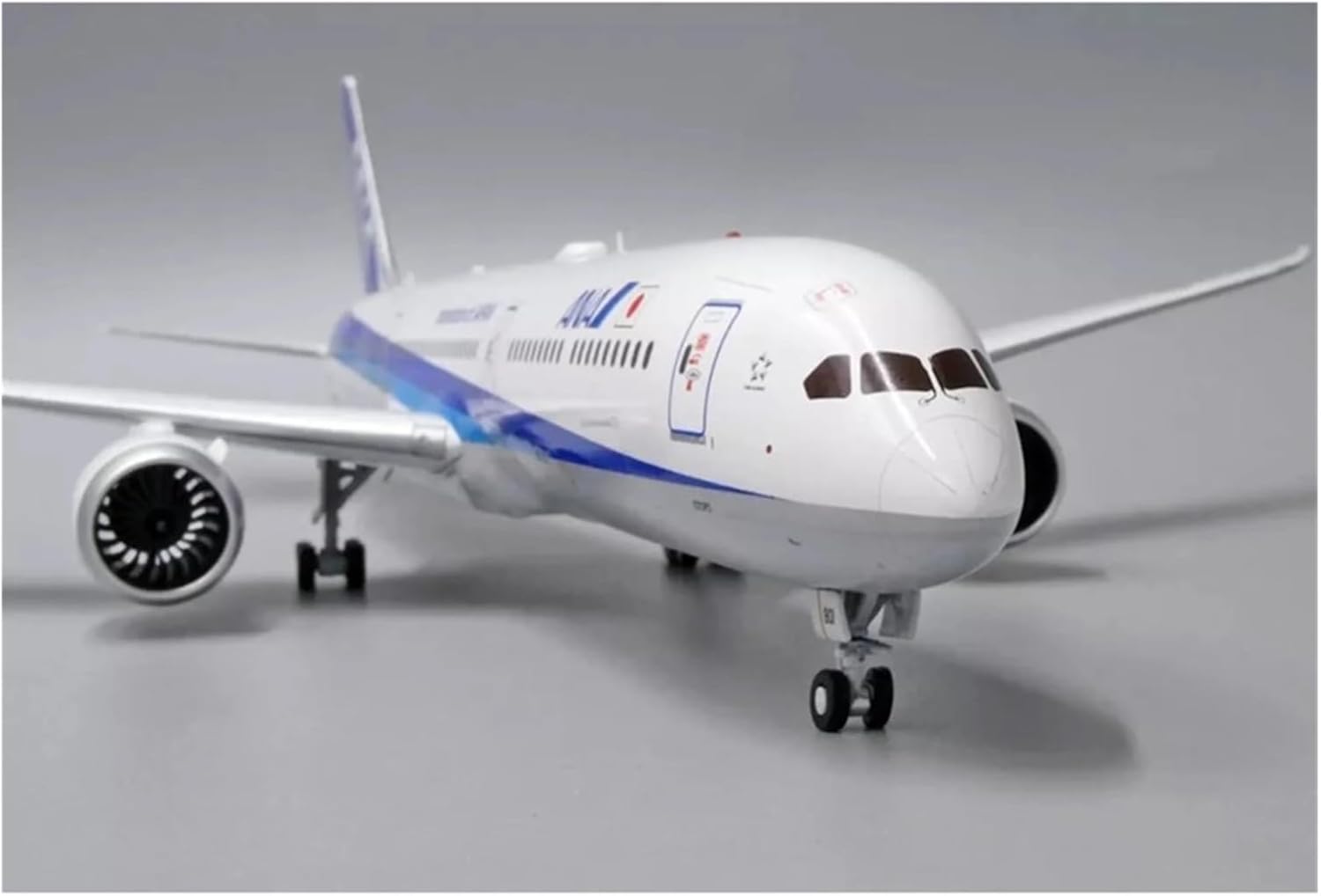 全日空商事1/200 B787-9 STAR ALLIANCEスナップフィット 全日空商事