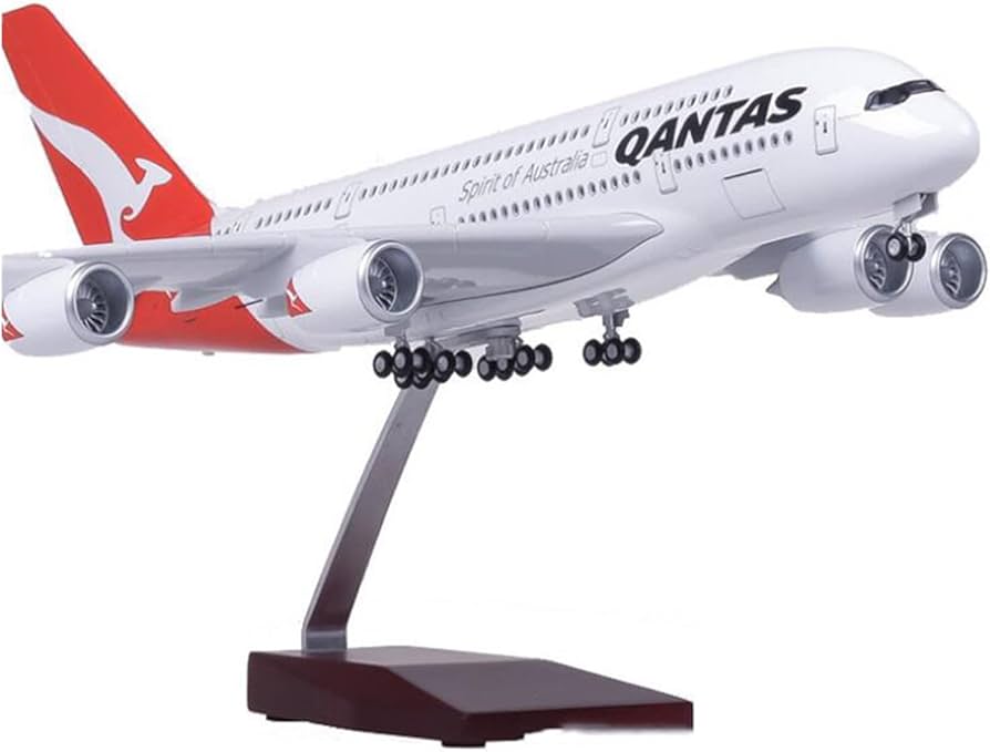 Amazon.co.jp: 1/200 スケール 36.5CM 飛行機 380 A380 カンタス航空