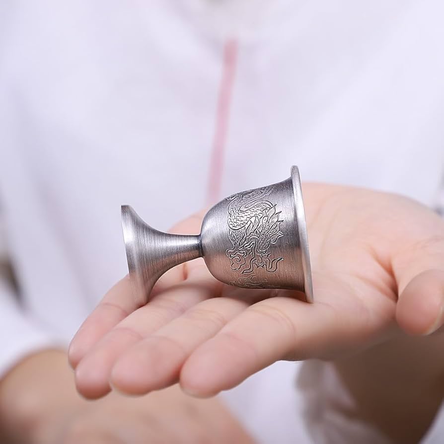 Amazon.co.jp: 帰銀堂GuiYinTang 金龍 純銀 おちょこ 純銀999 酒器 銀