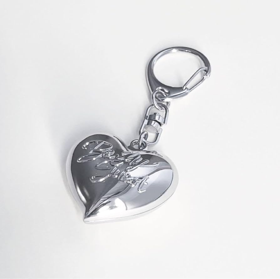 Amazon.co.jp: 岩田剛典 ARTLESS FINAL 武道館 ハートキーホルダー