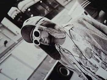 Amazon.co.jp: A4 額付き ポスター カートコバーン Kurt Cobain