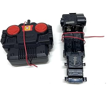 Amazon.co.jp: D837 懸賞品 赤いきつね/緑のたぬき ラジコン