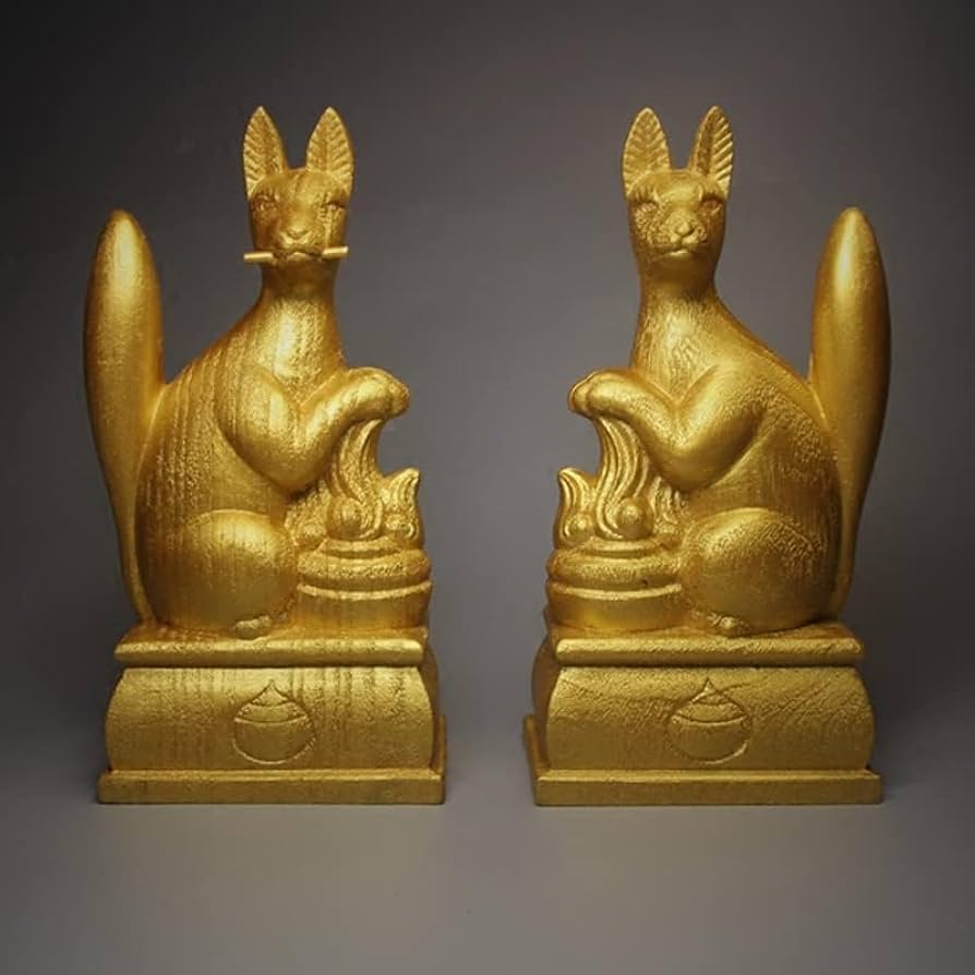 Amazon｜仏像 木彫り 狐 お稲荷様 一対 金色 樟木製 神狐 キツネの置物