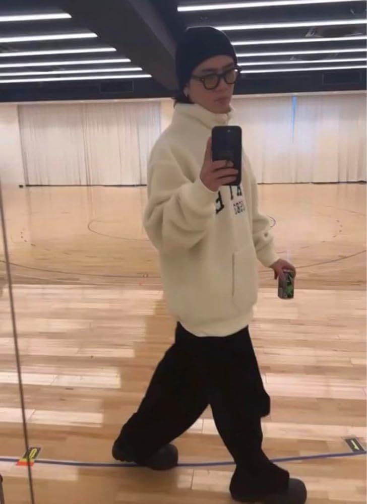 Amazon.co.jp: 三代目 JSB LANDボアジャケット FC限定 L : ホビー