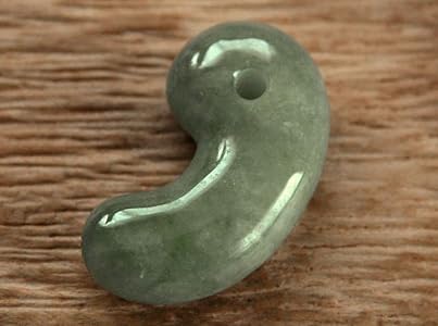 翡翠勾玉ヒスイまがたま糸魚川ヒスイ古墳時代宝石質ヒスイ出土品