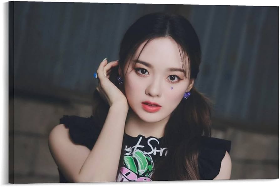 Amazon.co.jp: RIO リオ NiziU ニジュー CLAP CLAP 流行キャンバス