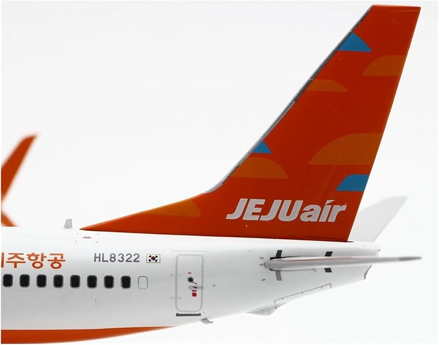 Amazon.co.jp: 飛行機模型飛行機おもちゃの飛行機模型 XX20034 JC