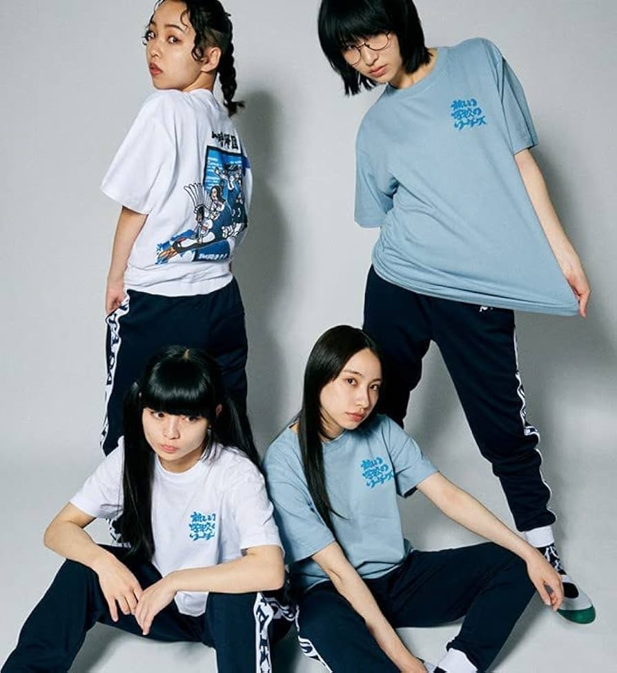 Amazon.co.jp: 新しい学校のリーダーズ XL 一時帰国 Tシャツ 白 青春