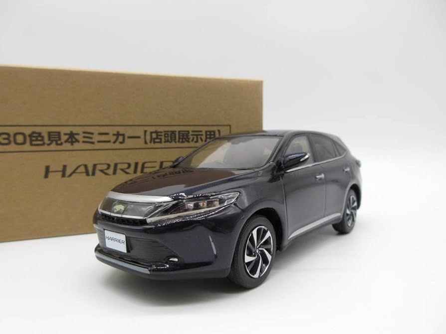 トヨタ ハリアー ミニカー 黒 1⁄30 プレシャスブラックパール
