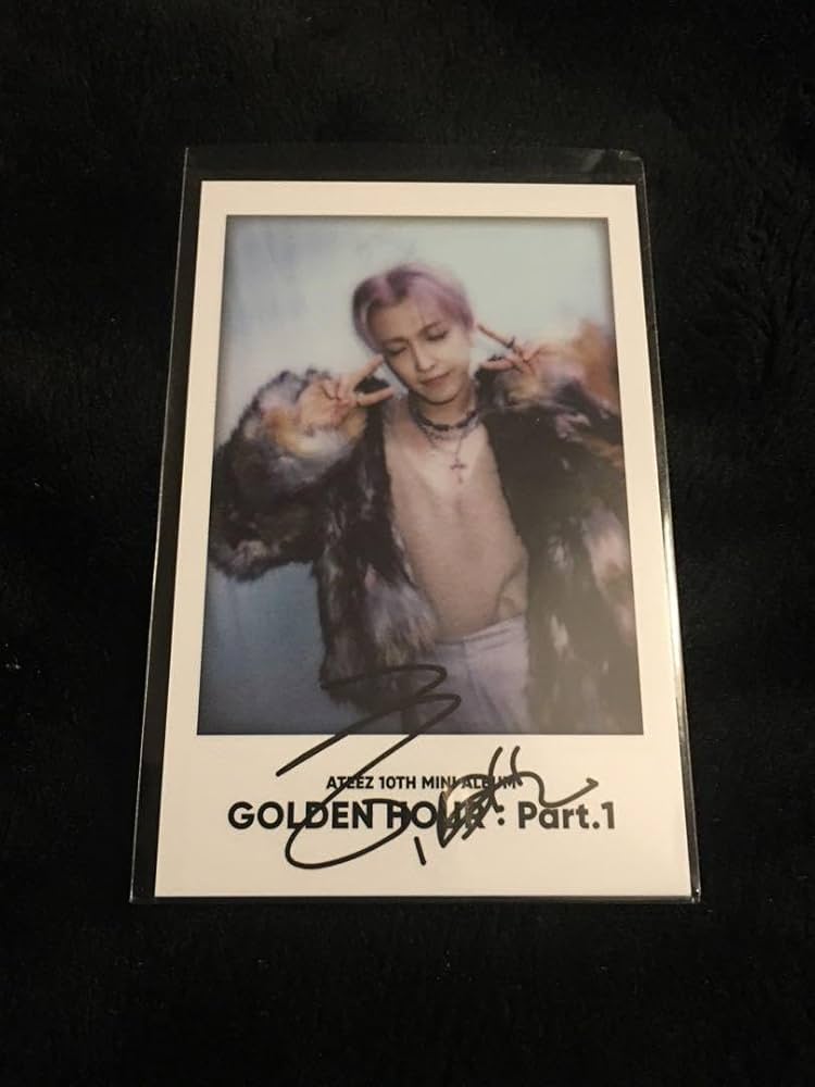 ATEEZホンジュンサイン入りポラロイド ATEEZ ホンジュン サイン入り