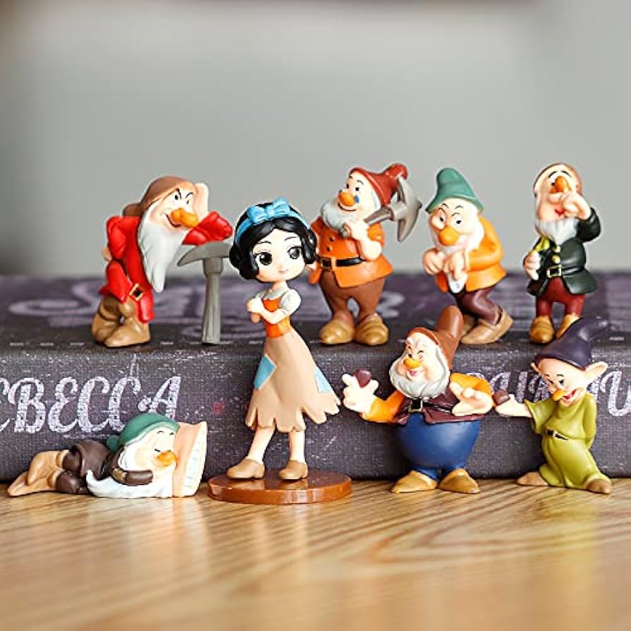 ディズニー 七人の小人 白雪姫 ディズニーストア フィギュア 置物 7人