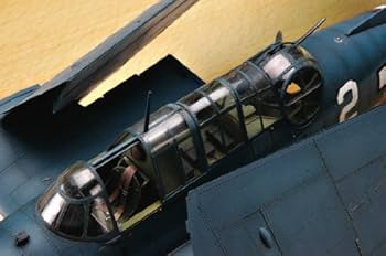 Amazon | トランペッター 1/32 米海軍 TBM-3 アヴェンジャー