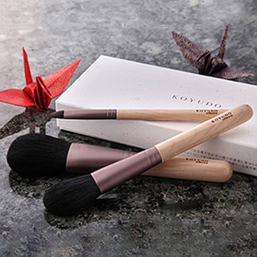 Amazon.co.jp: 熊野筆 化粧筆 凜3本セット : ビューティー