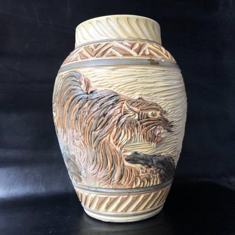 究極の美◼️蔵から超可愛らしい西洋アンティークの水瓶、花瓶が出て来