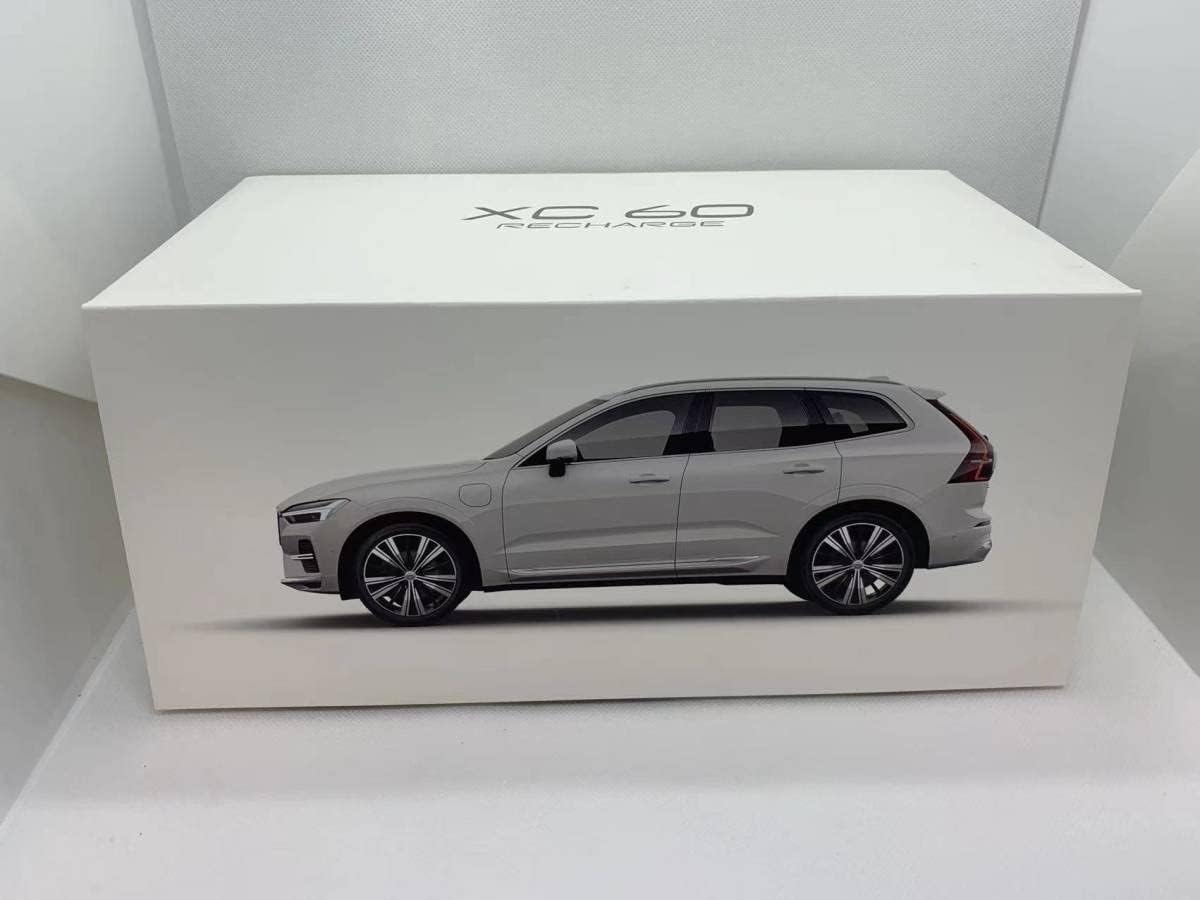 ボルボ特注 1⁄18 ボルボ VOLVO XC60 2022 ホワイト J01-5-008 ボルボ