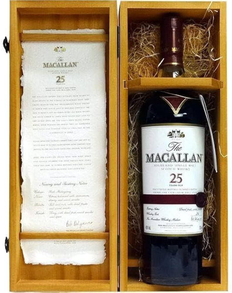 Amazon.co.jp: ザ マッカラン 25年 シェリーオーク 【木箱入り】The
