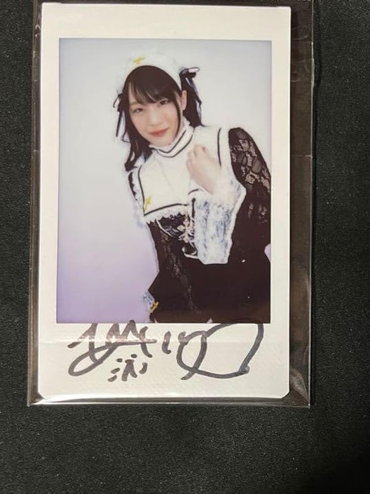 鈴村あいり 直筆サイン入りチェキ チェキ コスプレ ホワイト ブラック