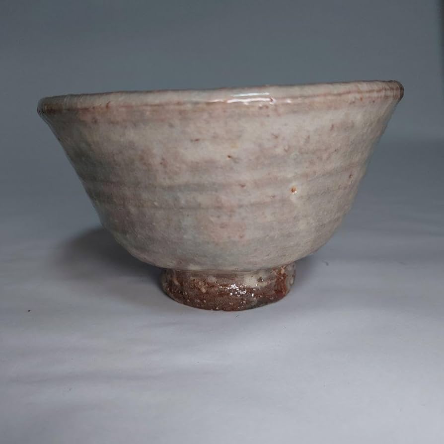 Amazon.co.jp: 渡辺栄泉 萩茶碗 共箱萩焼 抹茶茶碗 茶道具 : おもちゃ