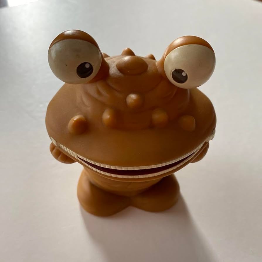 M1号 非売品 蓄光 カネゴン貯金箱 M1号 非売品 蓄光 カネゴン貯金箱 2025年