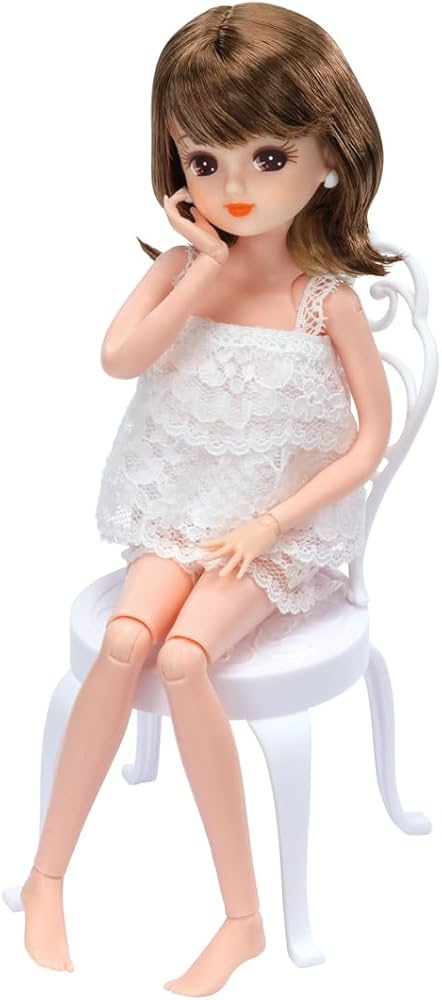 Amazon.co.jp: タカラトミー リカちゃん ドール フォトジェニックリカ