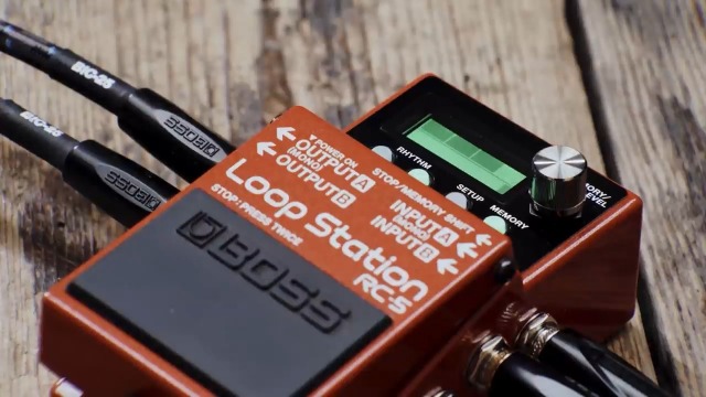 Amazon.com: Boss RC-5 Loop Station Bundle with Gearlux Instrument